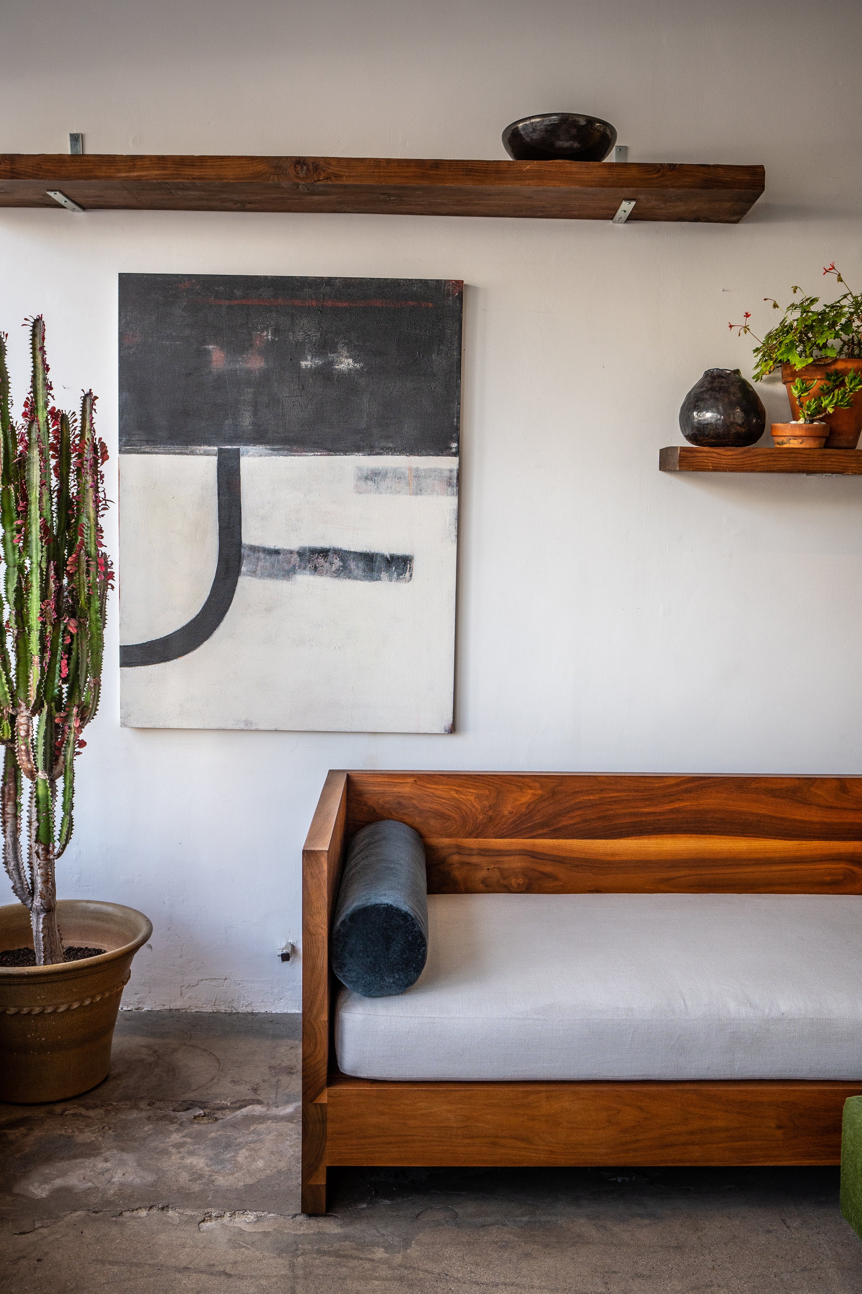 【D24025】Cocoon Cocoon Daybed - Walnut · shapiro joyal studio